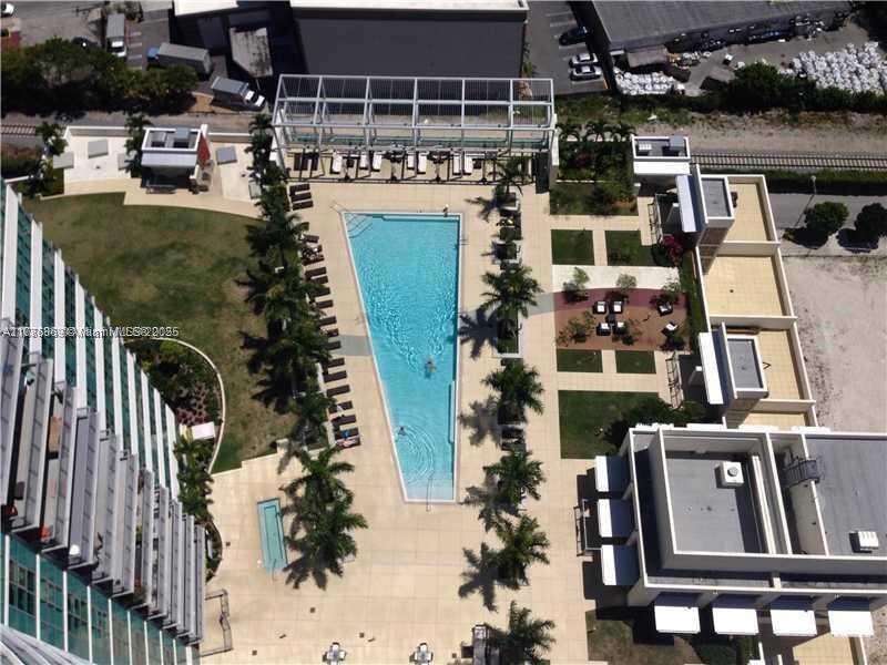 Four Midtown at 3301 1 Ave, Miami, FL 33137 - For Sale photo 11