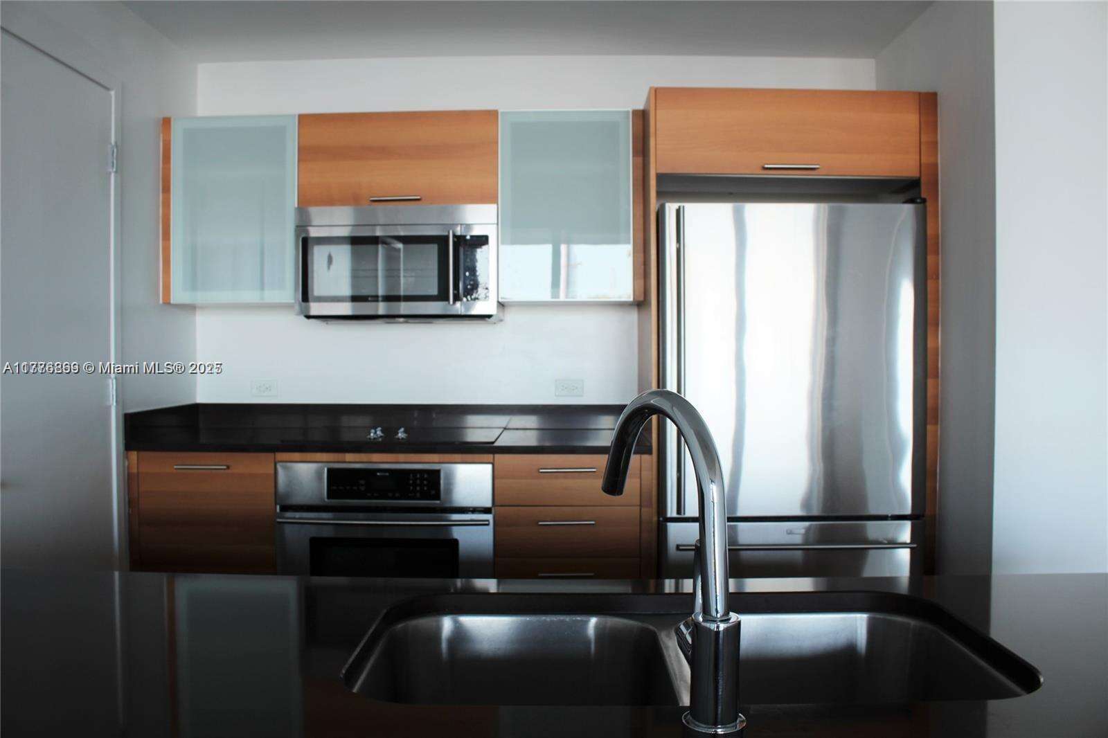 Four Midtown at 3301 1 Ave, Miami, FL 33137 - For Sale photo 6