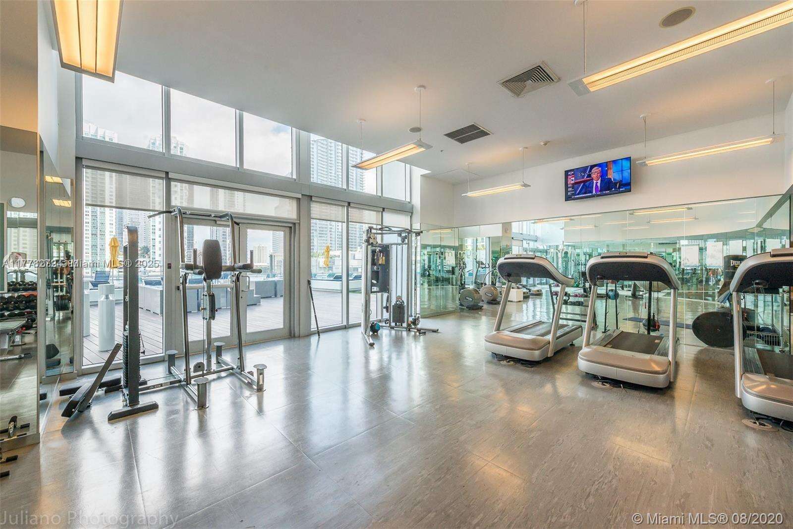 Mint at 92 3 St, Miami, FL 33130 - For Sale photo 16