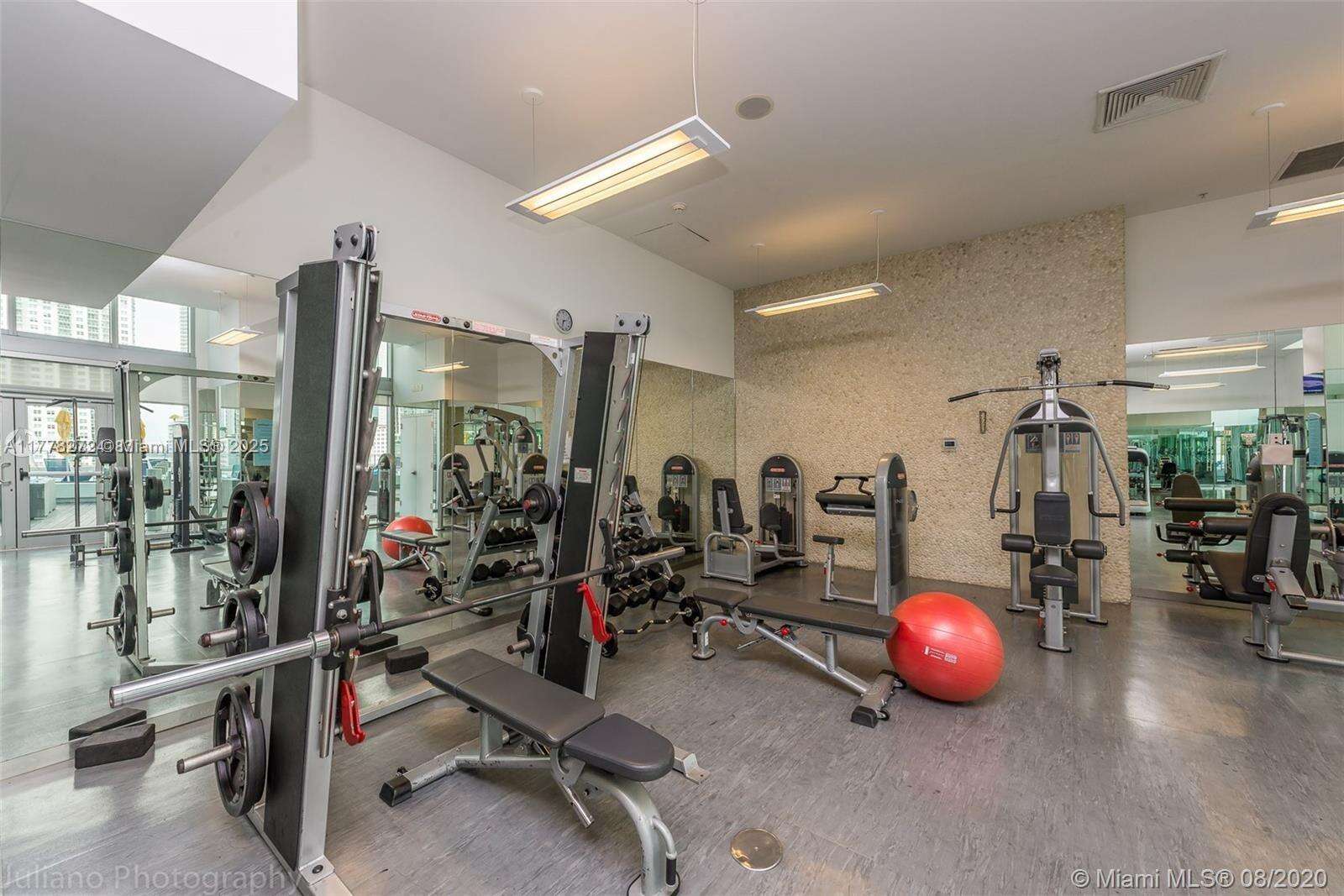 Mint at 92 3 St, Miami, FL 33130 - For Sale photo 17