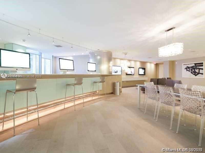 Mint at 92 3 St, Miami, FL 33130 - For Sale photo 21