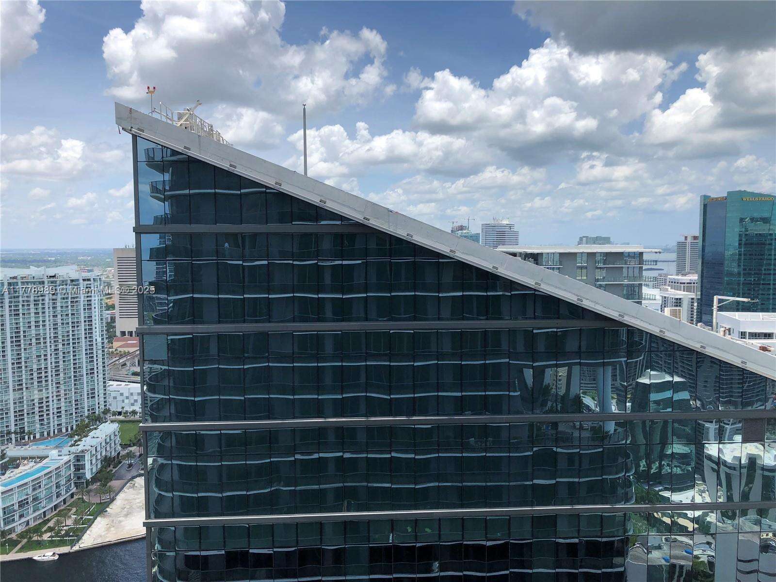 Sls Lux at 801 Miami Ave, Miami, FL 33130 - For Sale photo 10