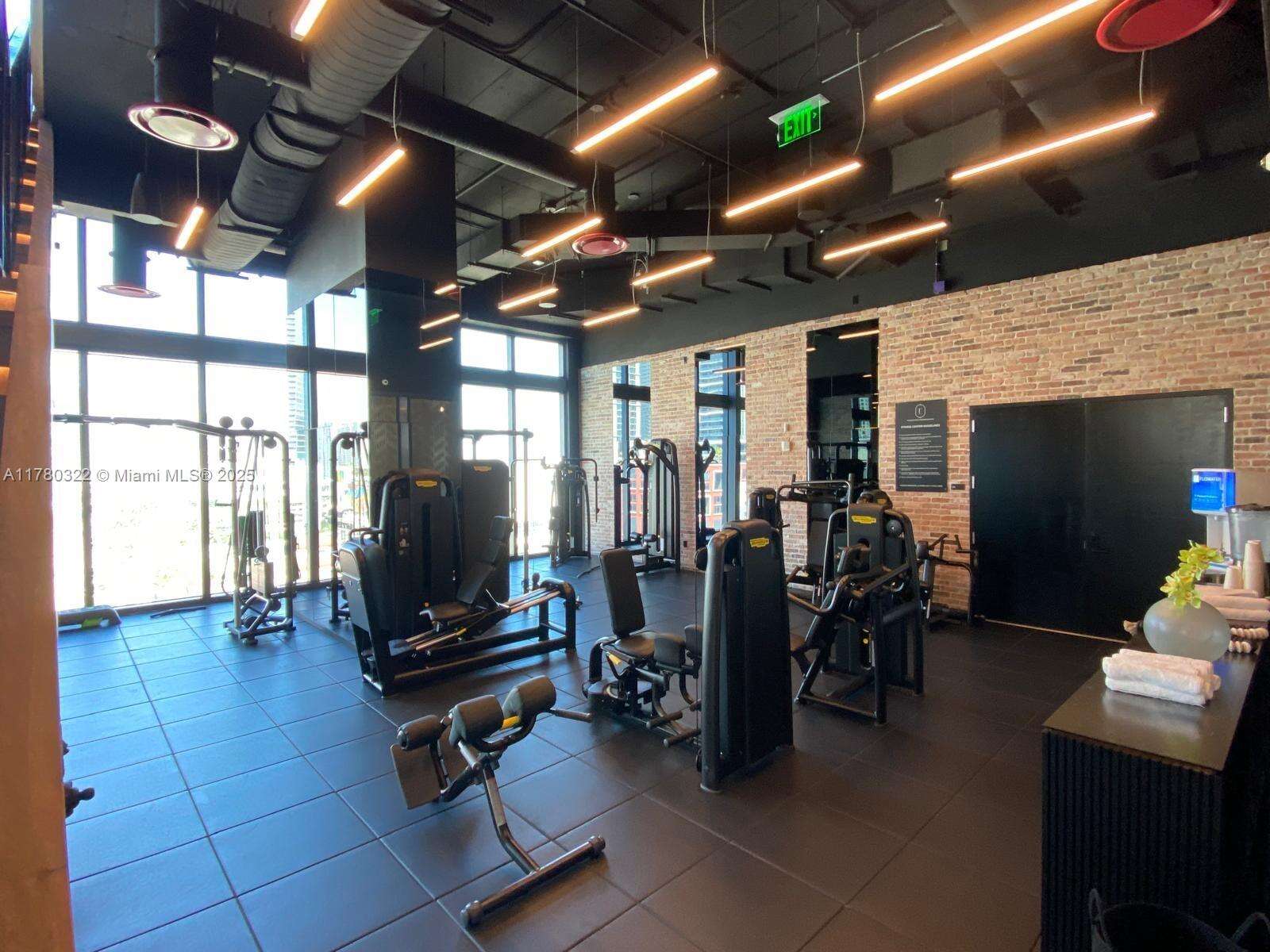 398 NE 5TH STREET - 398 5th St, Miami, FL 33132 | Picture 20