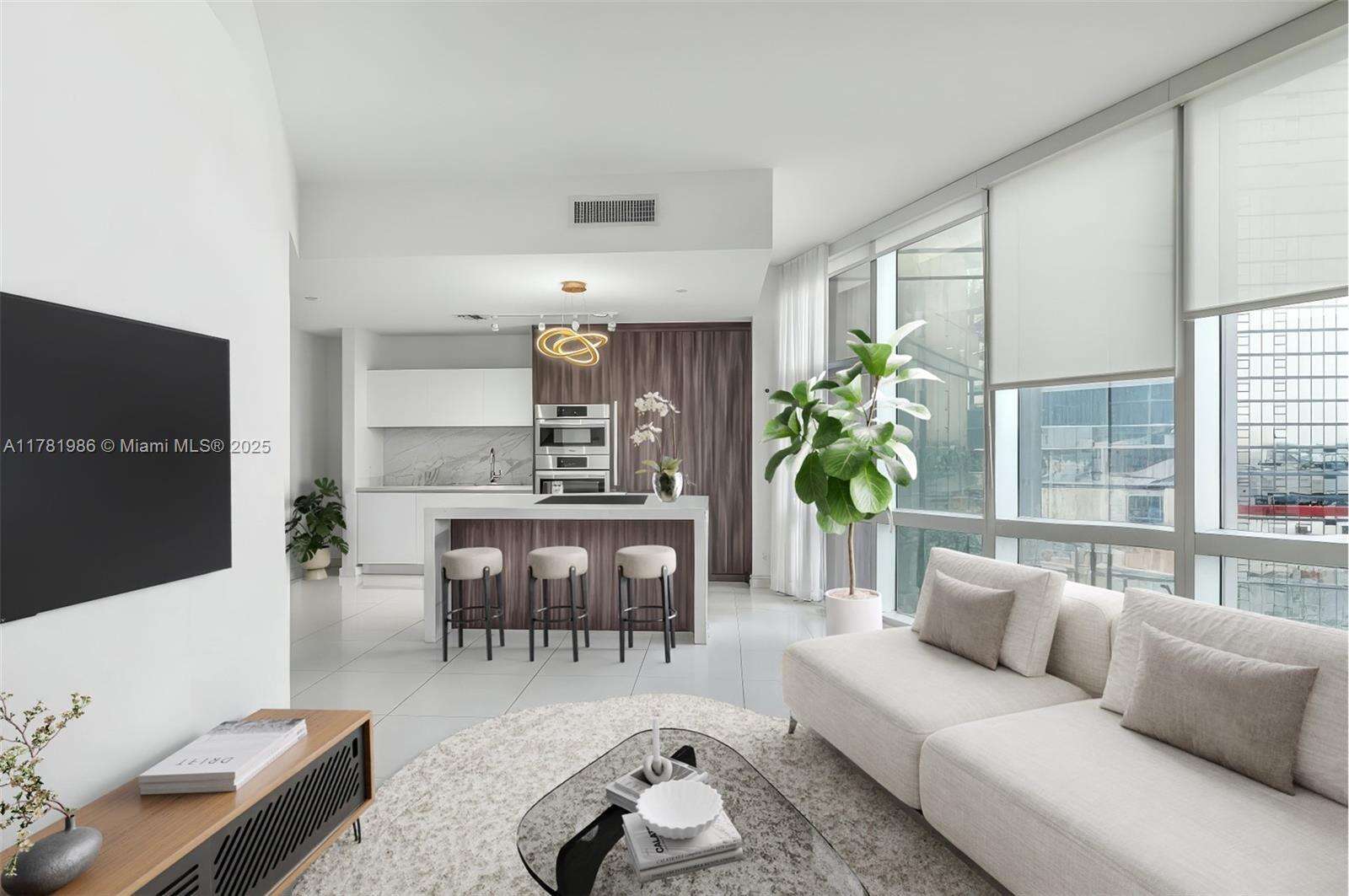 Paramount Miami Worldcenter at 851 1 Ave, Miami, FL 33132 - For Sale photo 1
