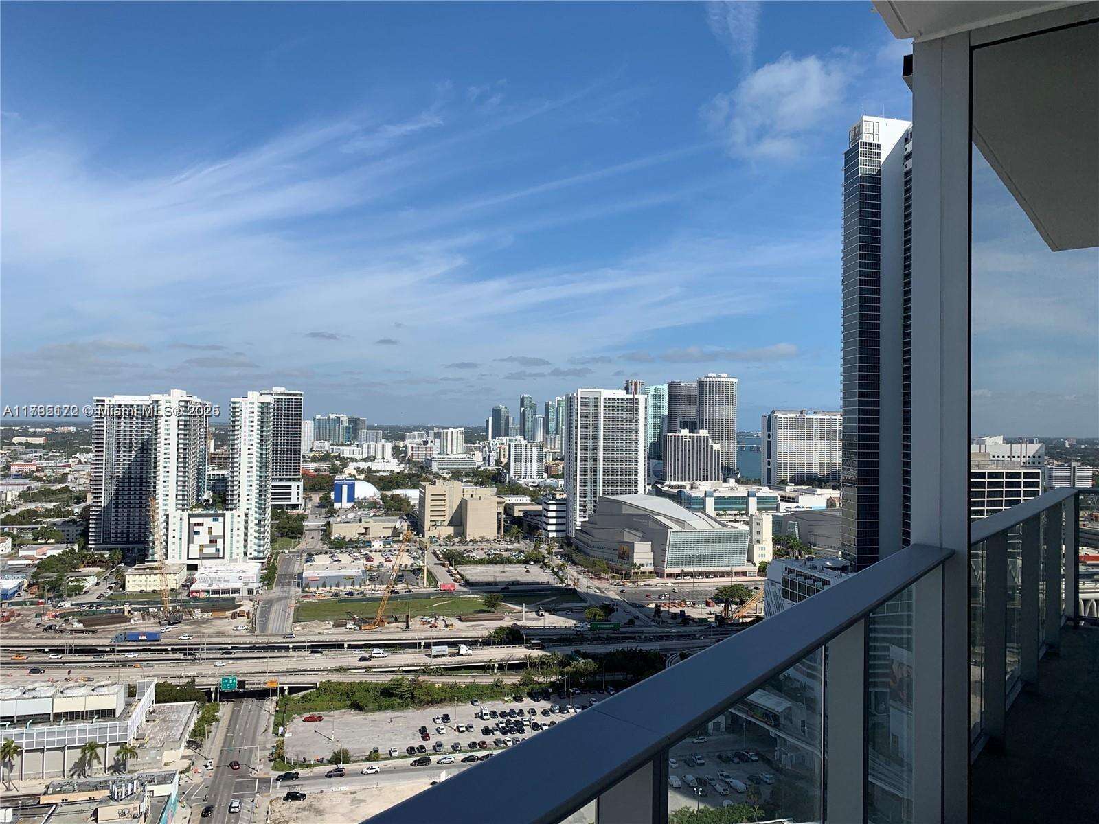 Paramount Miami Worldcenter at 851 1 Ave, Miami, FL 33132 - For Sale photo 19