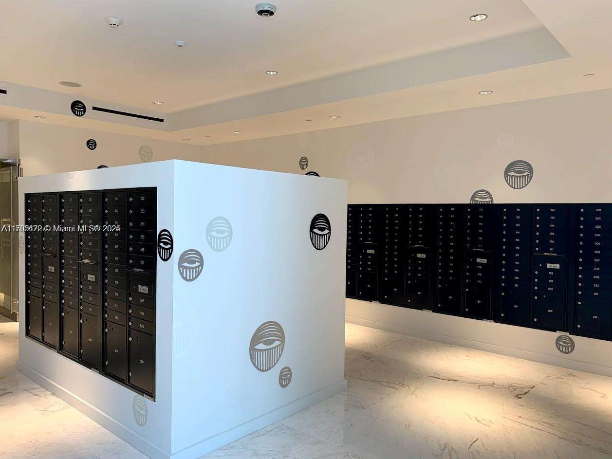 Paramount Miami Worldcenter at 851 1 Ave, Miami, FL 33132 - For Sale photo 24