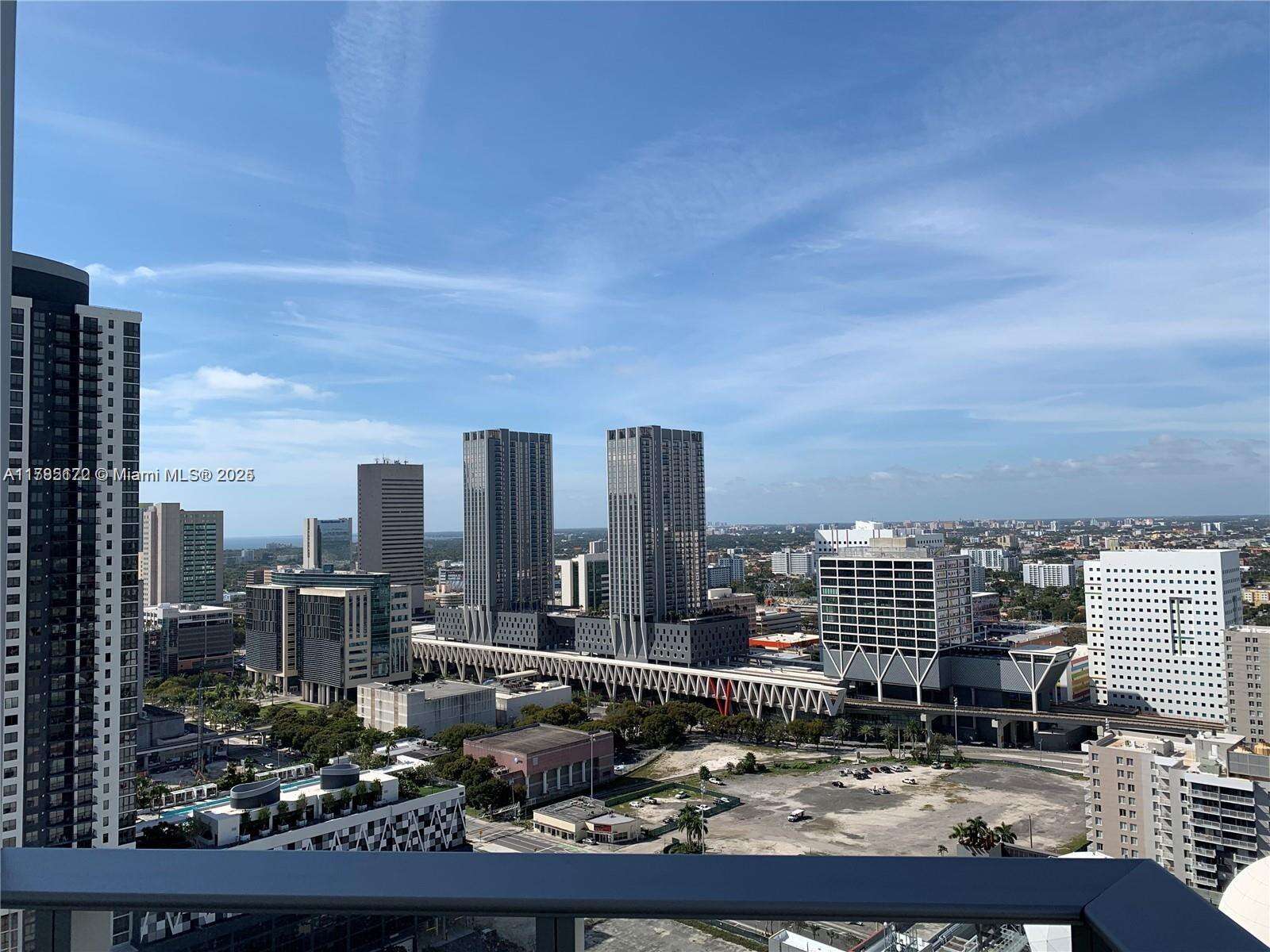 Paramount Miami Worldcenter at 851 1 Ave, Miami, FL 33132 - For Sale photo 7