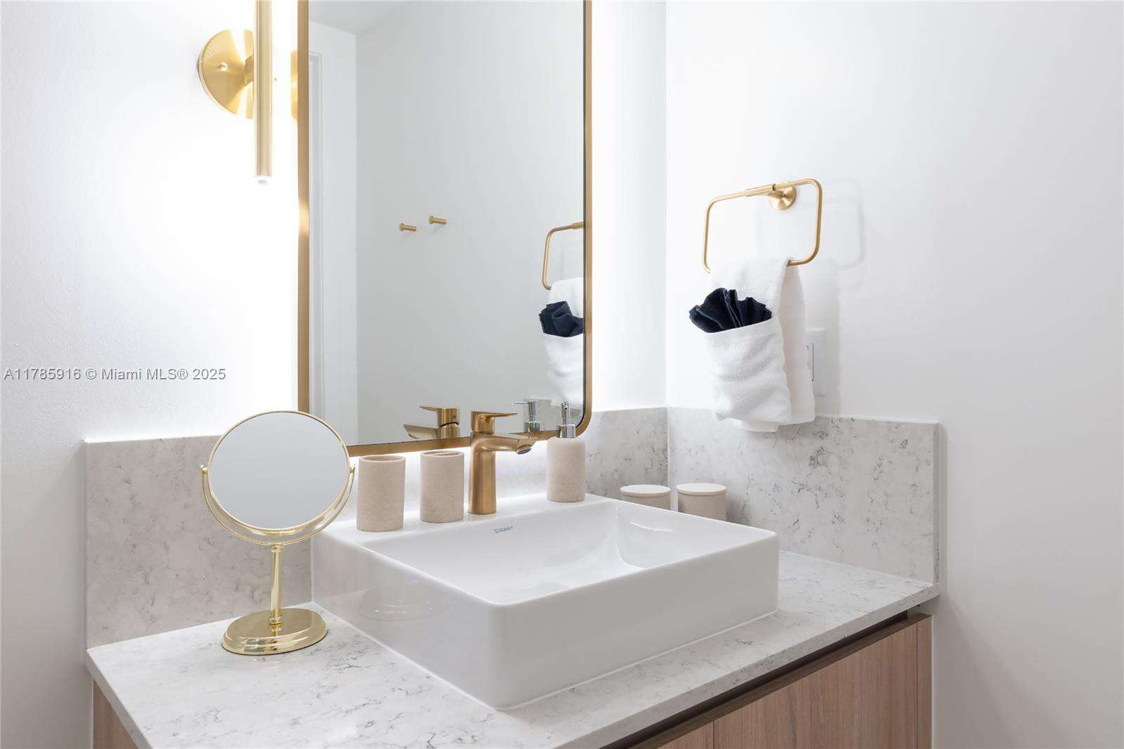 159 NE 6TH STREET - 159 6th St, Miami, FL 33132 | Picture 54