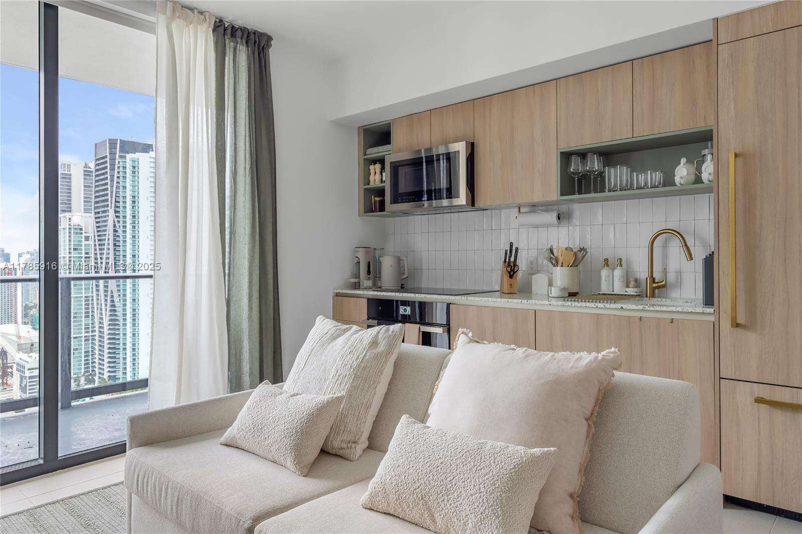 159 NE 6TH STREET - 159 6th St, Miami, FL 33132 | Picture 7