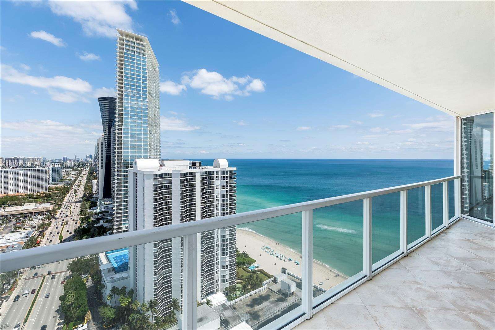 LA PERLA - 16699 Collins Ave, Sunny Isles Beach, FL 33160 | Picture 1