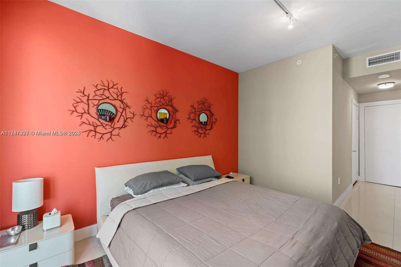 900 Biscayne at 900 Biscayne Blvd, Miami, FL 33132 - For Sale photo 14