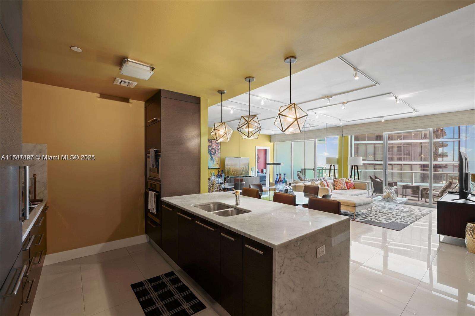 900 Biscayne at 900 Biscayne Blvd, Miami, FL 33132 - For Sale photo 3