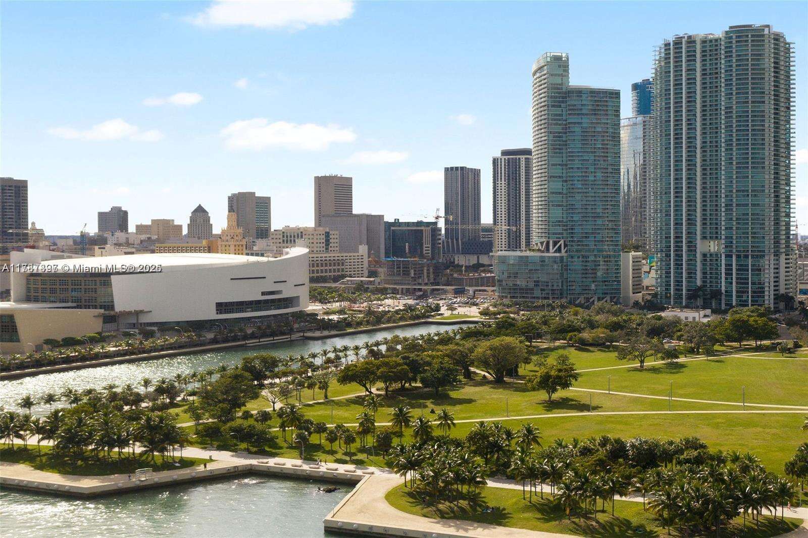 900 Biscayne at 900 Biscayne Blvd, Miami, FL 33132 - For Sale photo 39