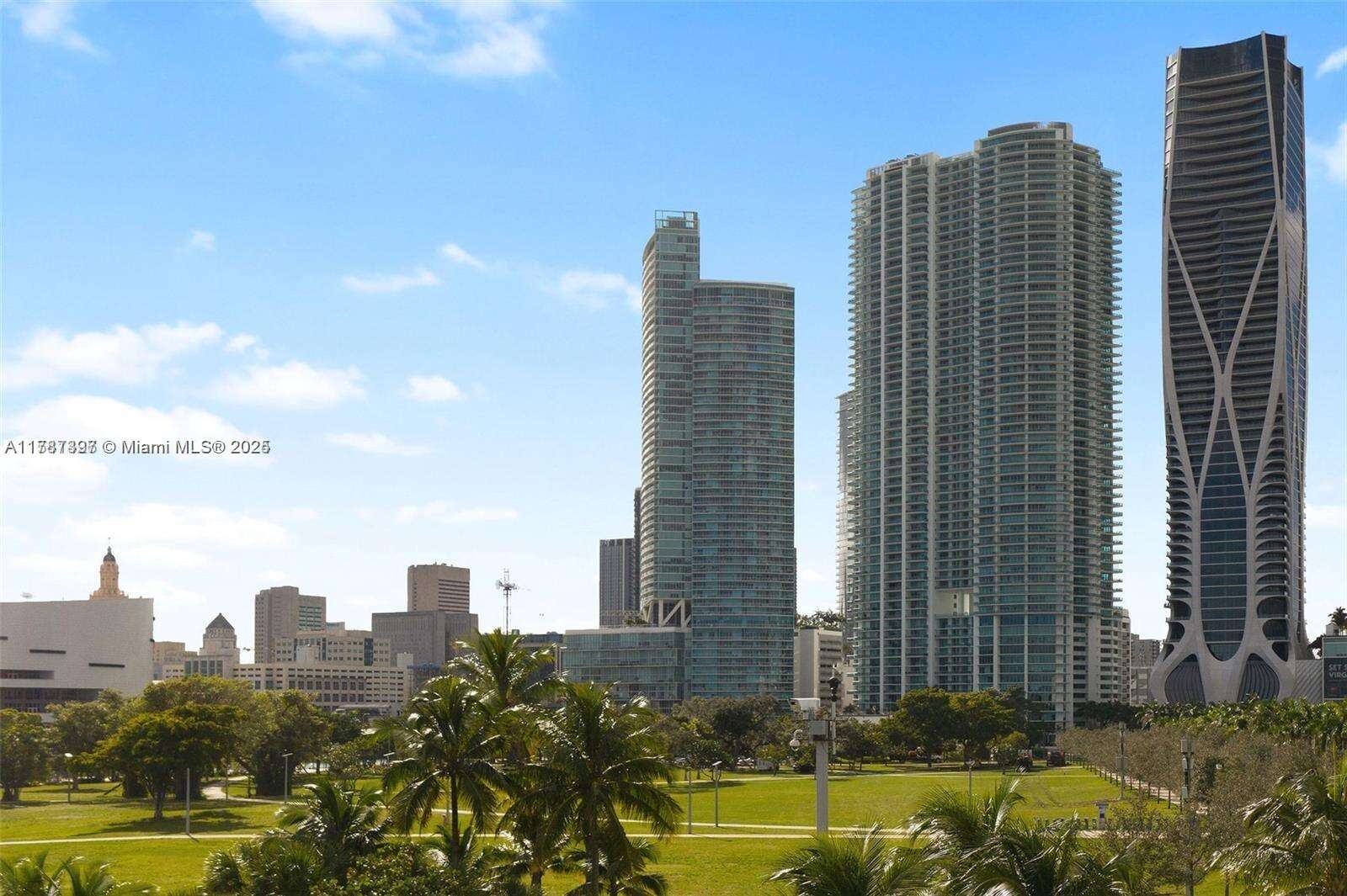900 Biscayne at 900 Biscayne Blvd, Miami, FL 33132 - For Sale photo 40