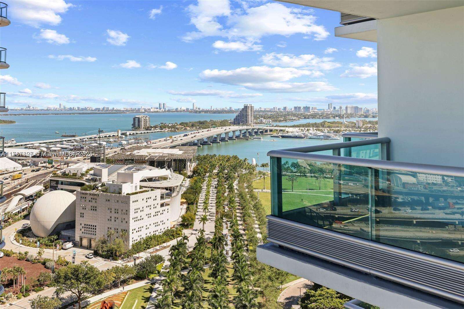 900 Biscayne at 900 Biscayne Blvd, Miami, FL 33132 - For Sale photo 41