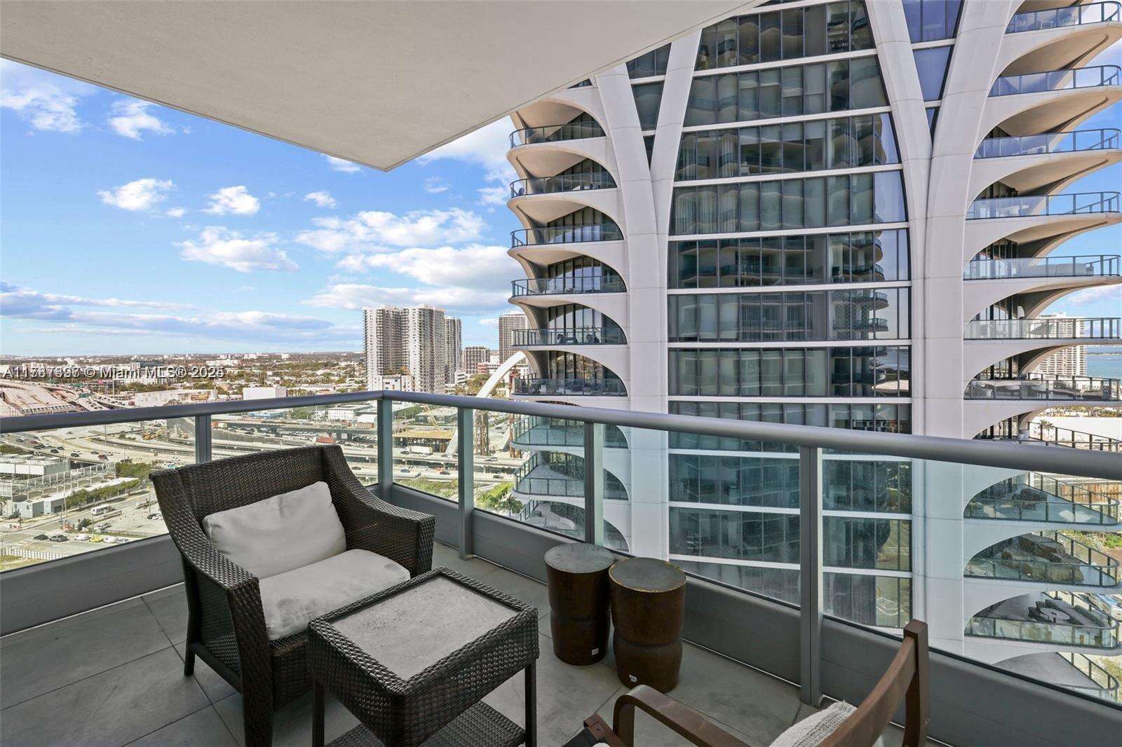 900 Biscayne at 900 Biscayne Blvd, Miami, FL 33132 - For Sale photo 10