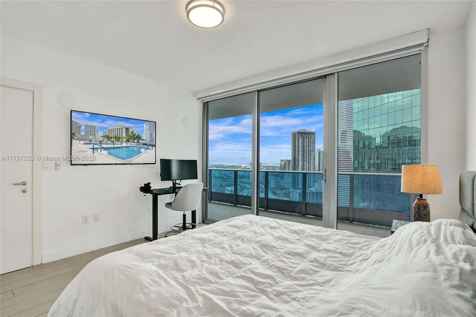 Epic Residences at 200 Biscayne Blvd Way, Miami, FL 33131 - For Sale photo 13