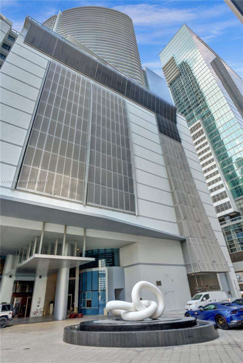 Epic Residences at 200 Biscayne Blvd Way, Miami, FL 33131 - For Sale photo 26