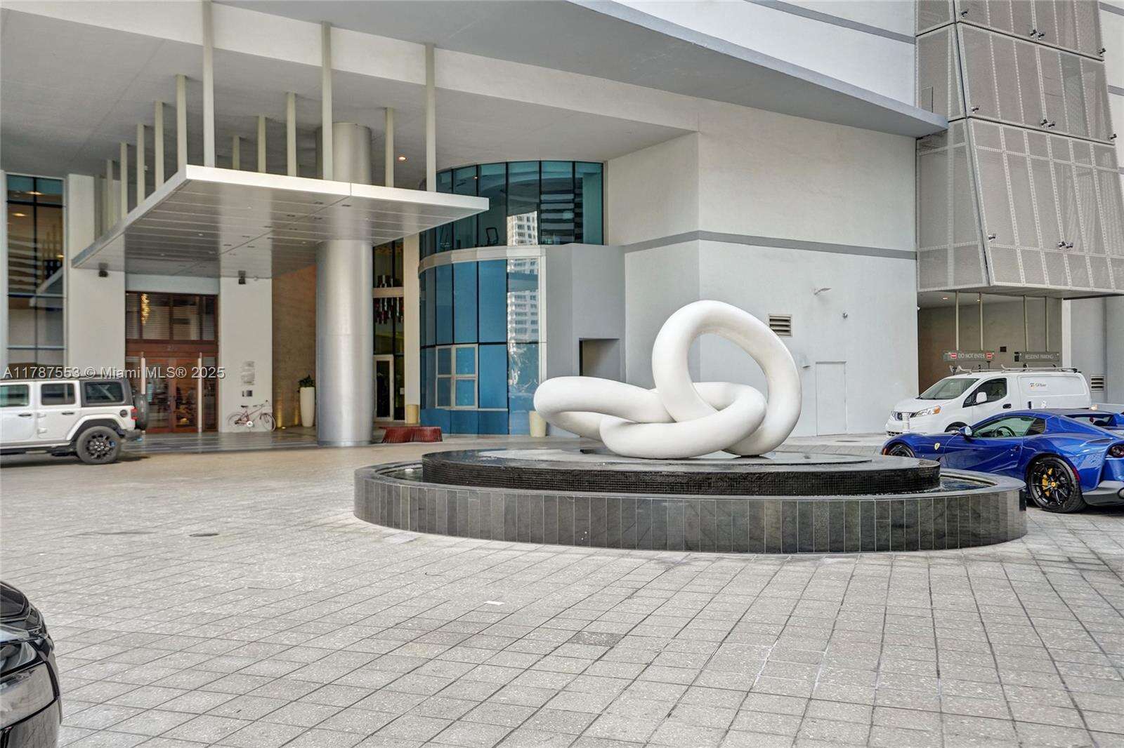 Epic Residences at 200 Biscayne Blvd Way, Miami, FL 33131 - For Sale photo 27
