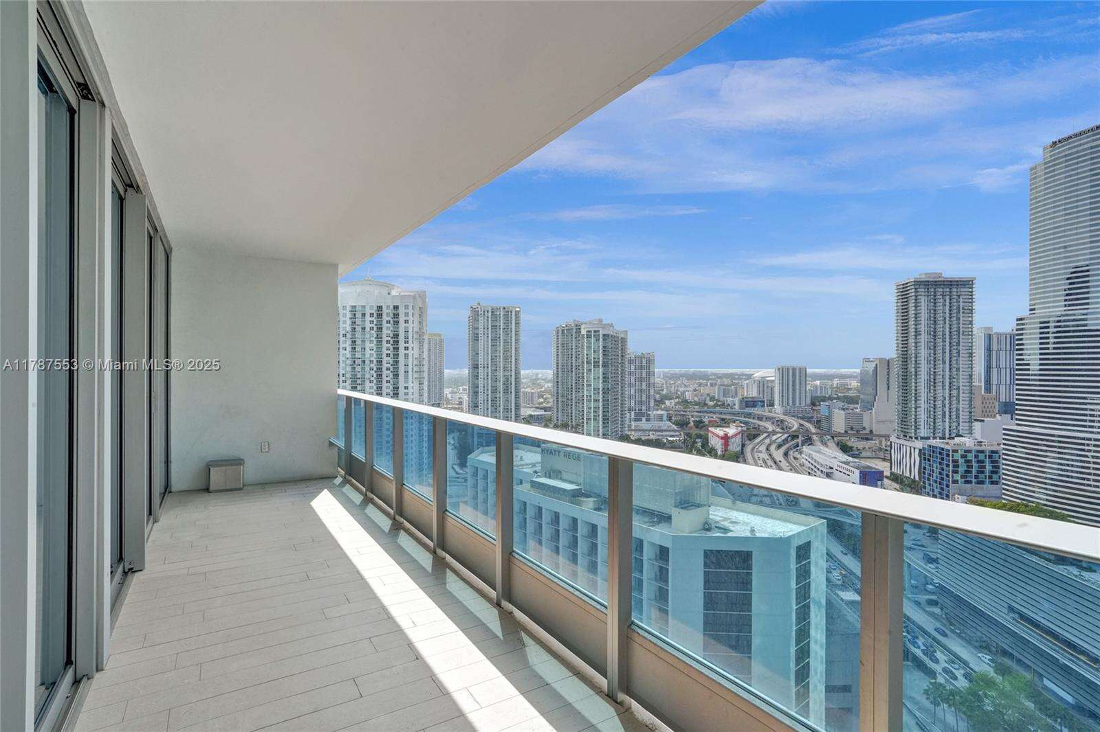 Epic Residences at 200 Biscayne Blvd Way, Miami, FL 33131 - For Sale photo 8