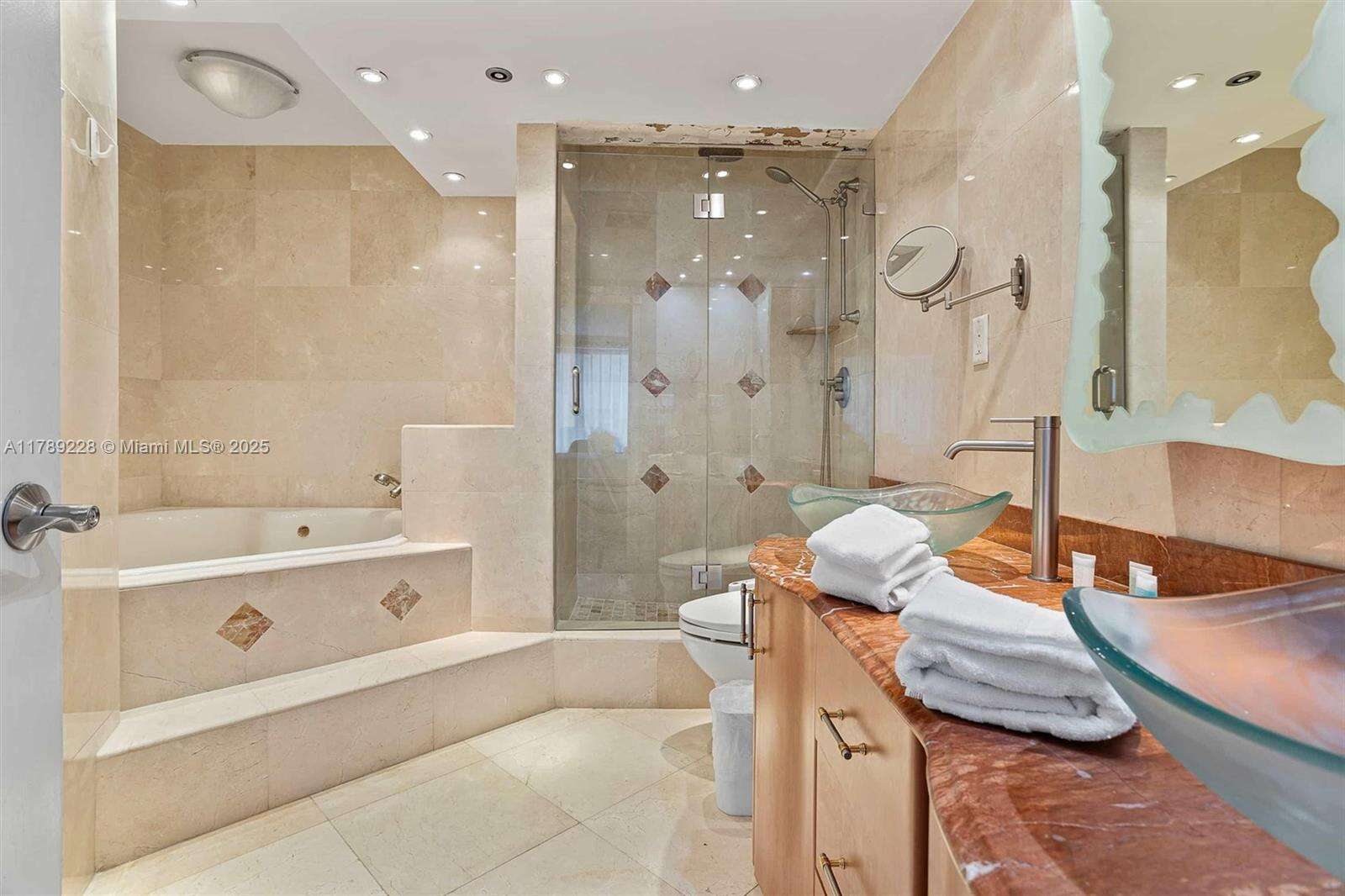 The Alexander at 5225 Collins Ave, Miami Beach, FL 33140 - For Sale photo 19