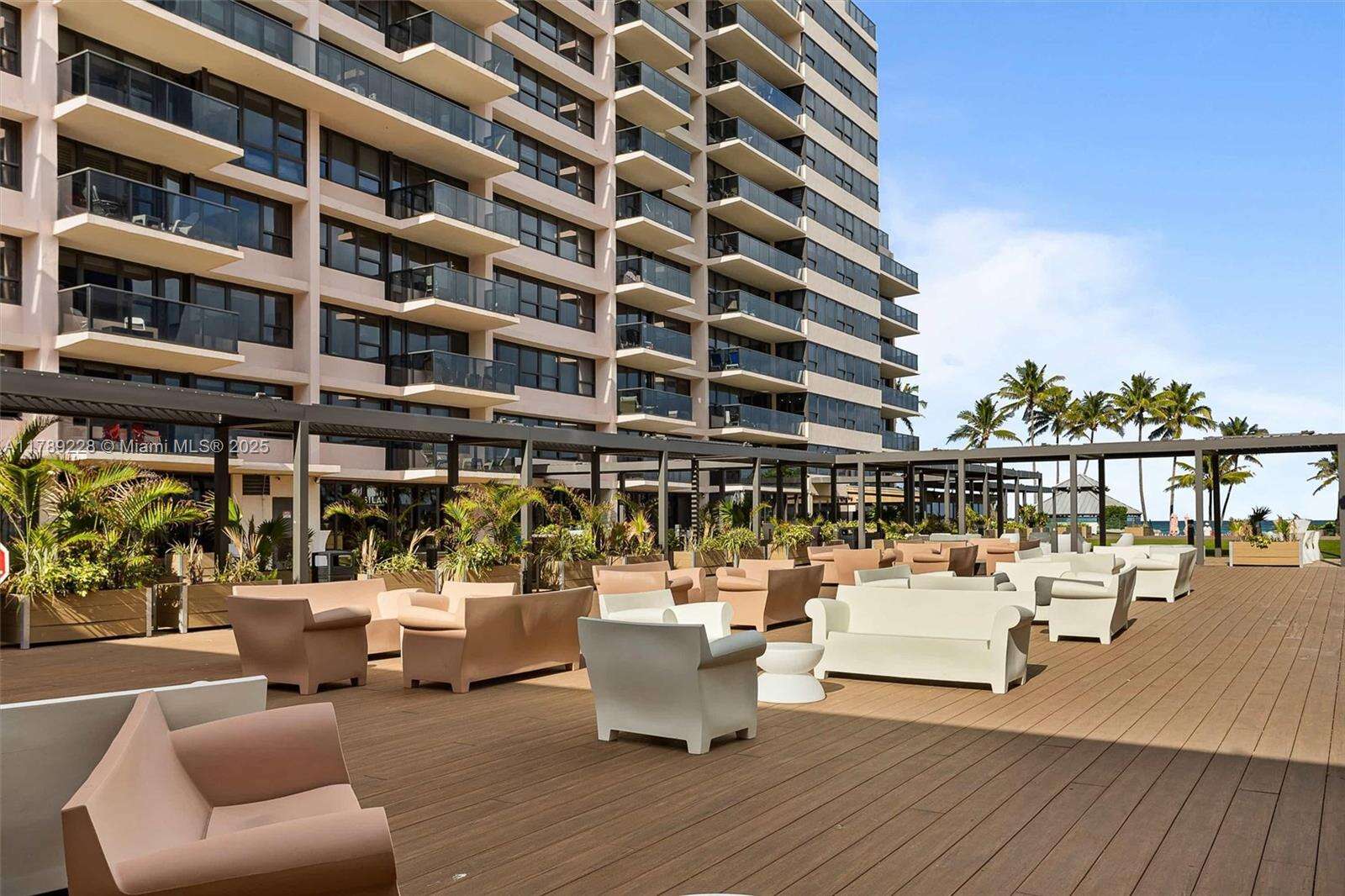 The Alexander at 5225 Collins Ave, Miami Beach, FL 33140 - For Sale photo 30