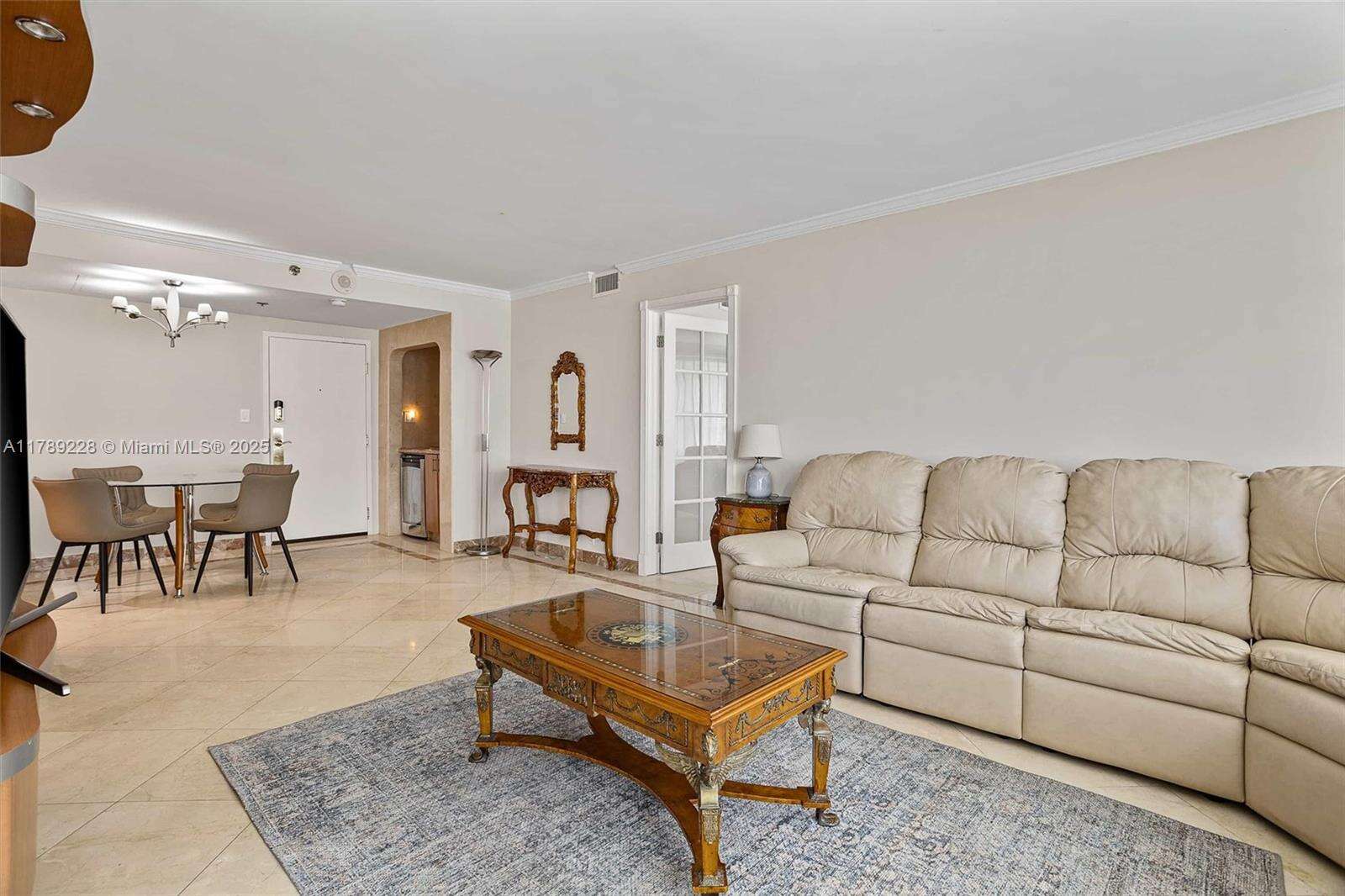 The Alexander at 5225 Collins Ave, Miami Beach, FL 33140 - For Sale photo 8