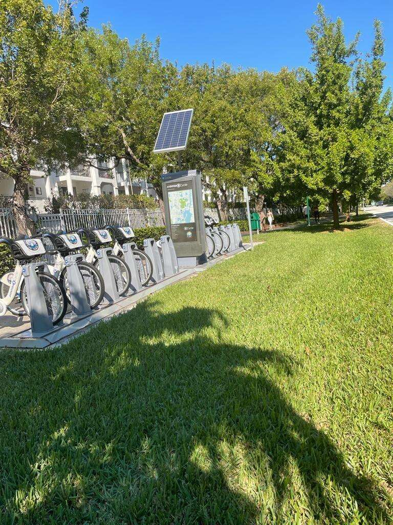 Turnberry Village North at 20000 Country Club Dr, Aventura, FL 33180 - For Sale photo 22