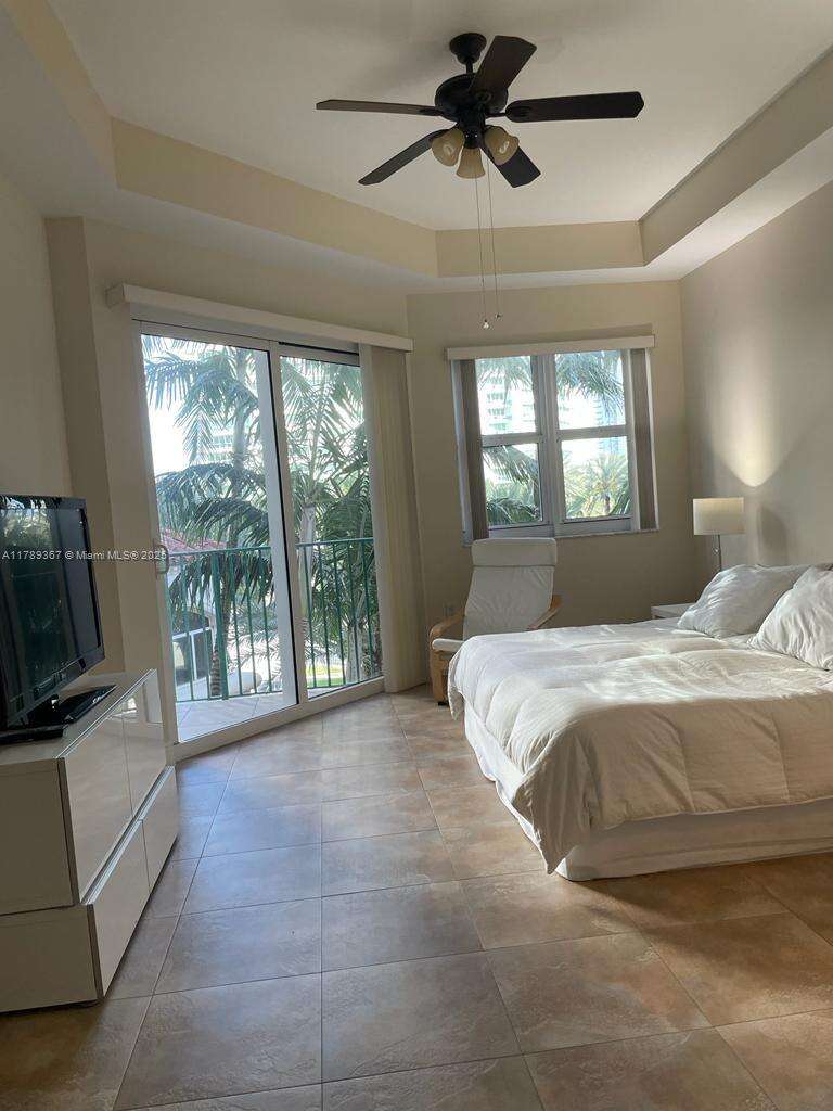 Turnberry Village North at 20000 Country Club Dr, Aventura, FL 33180 - For Sale photo 5