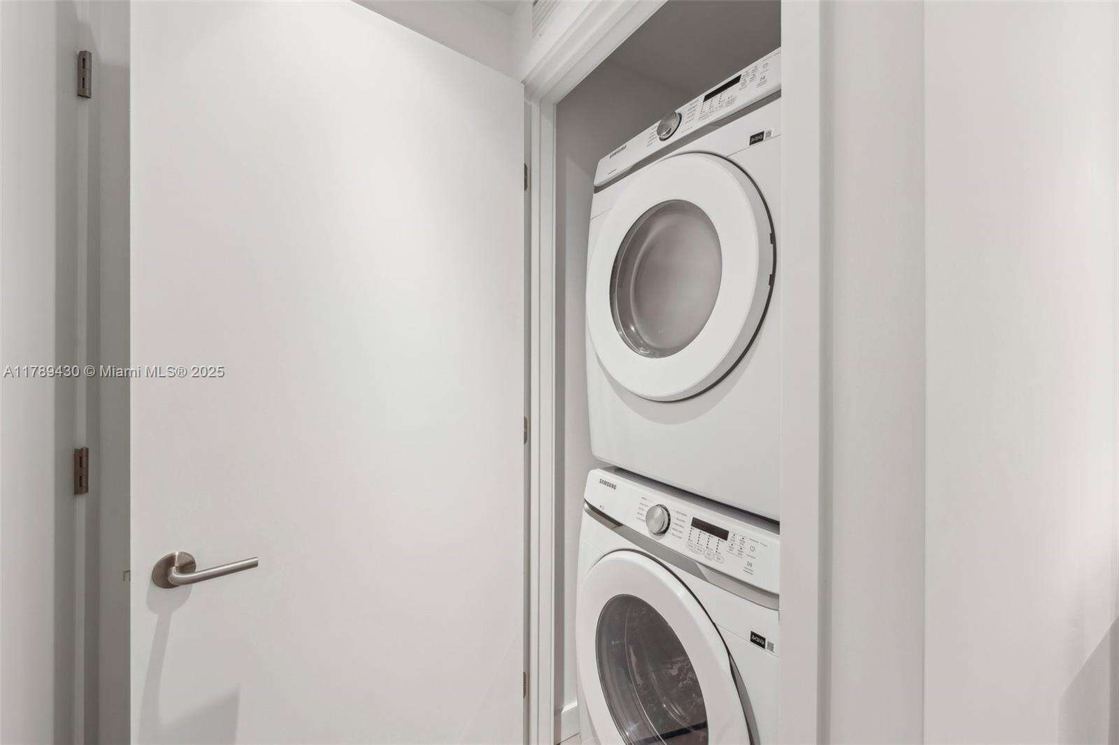 FIVE PARK - 500 Alton Rd, Miami Beach, FL 33139 | Picture 22