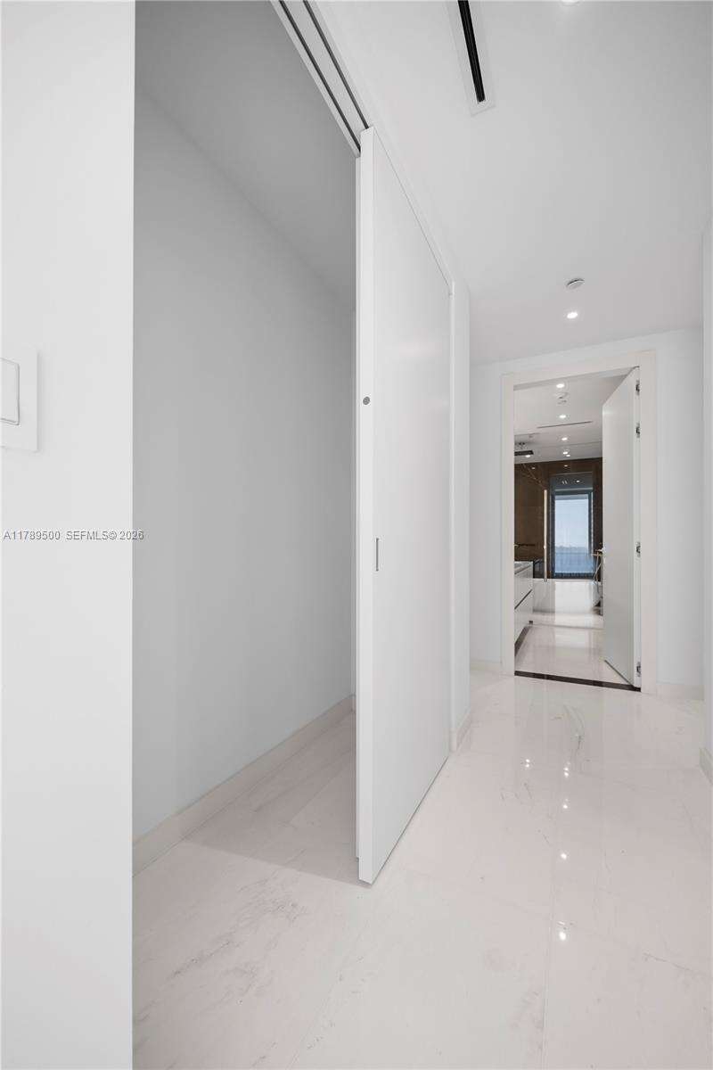 ASTON MARTIN RESIDENCES - 300 Biscayne Blvd Way, Miami, FL 33131 | Picture 31