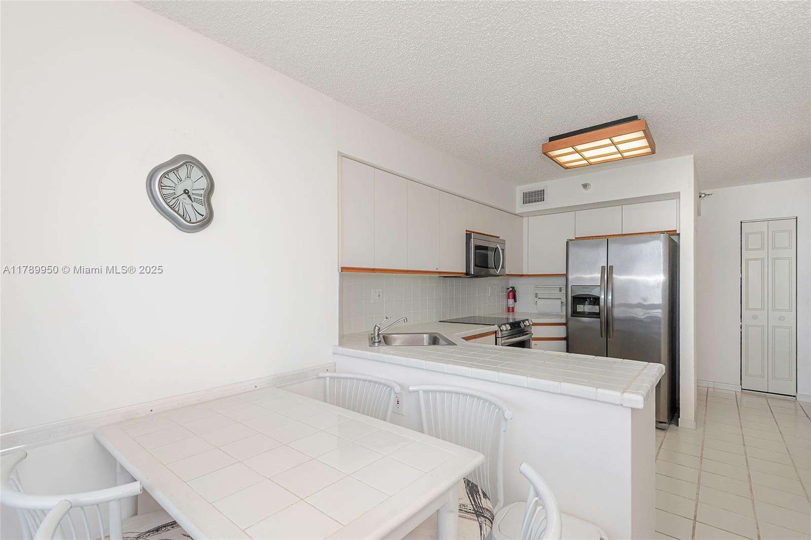 Mystic Pointe Tower 500 at 3530 Mystic Pointe Dr, Aventura, FL 33180 - For Sale photo 13