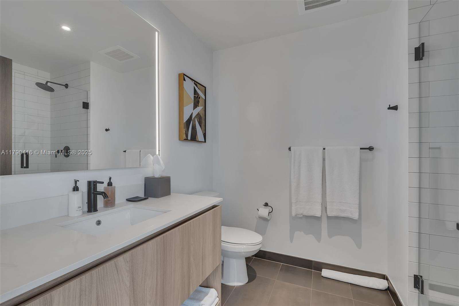 398 NE 5TH STREET - 398 5th St, Miami, FL 33132 | Picture 8