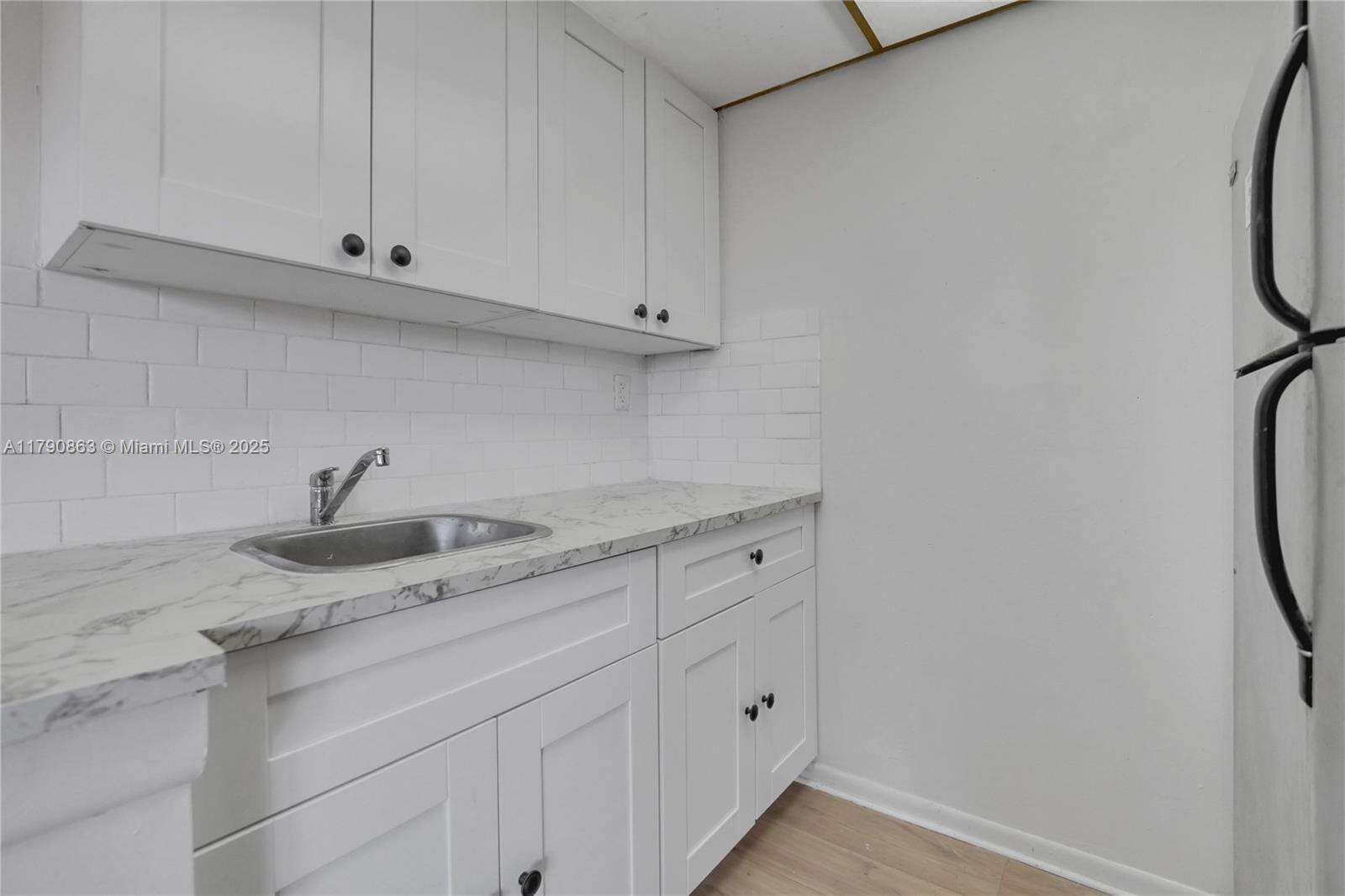 Warrenton House Condos for Sale & Rent | Picture 1