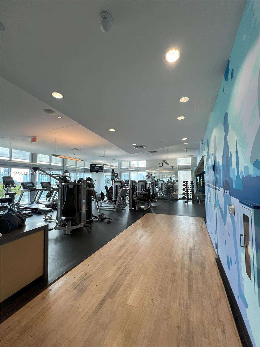 Axis On Brickell at 79 12th St, Miami, FL 33130 - For Sale photo 12