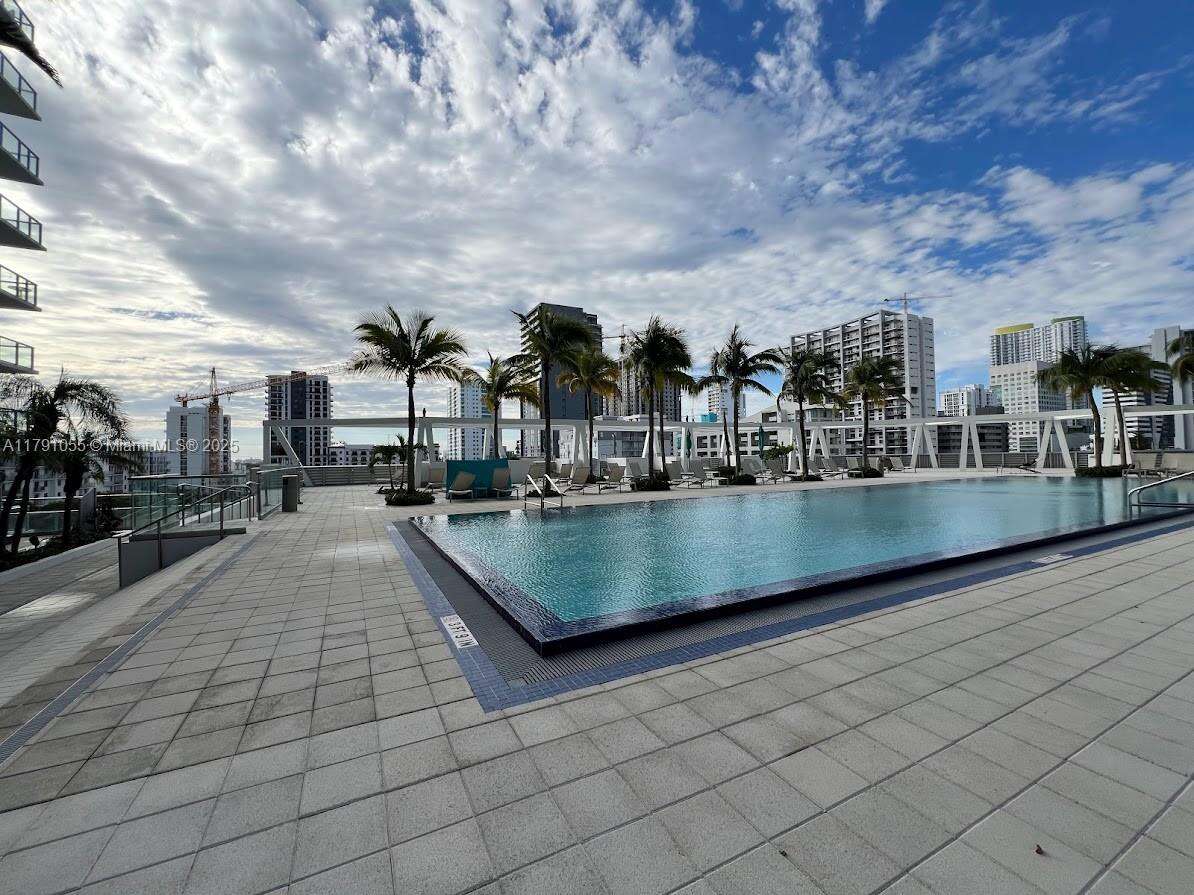 Axis On Brickell at 79 12th St, Miami, FL 33130 - For Sale photo 18