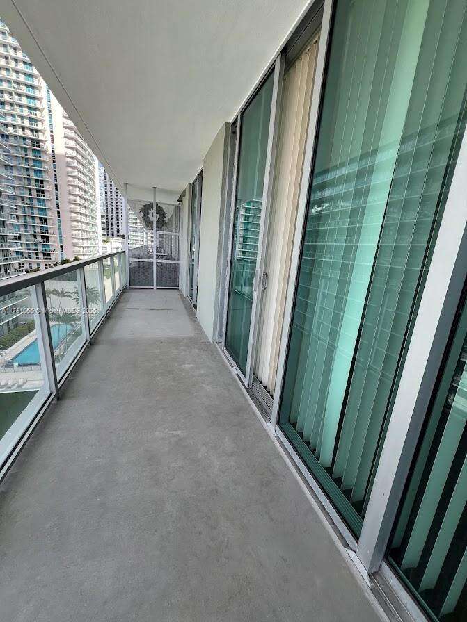 Axis On Brickell at 79 12th St, Miami, FL 33130 - For Sale photo 6