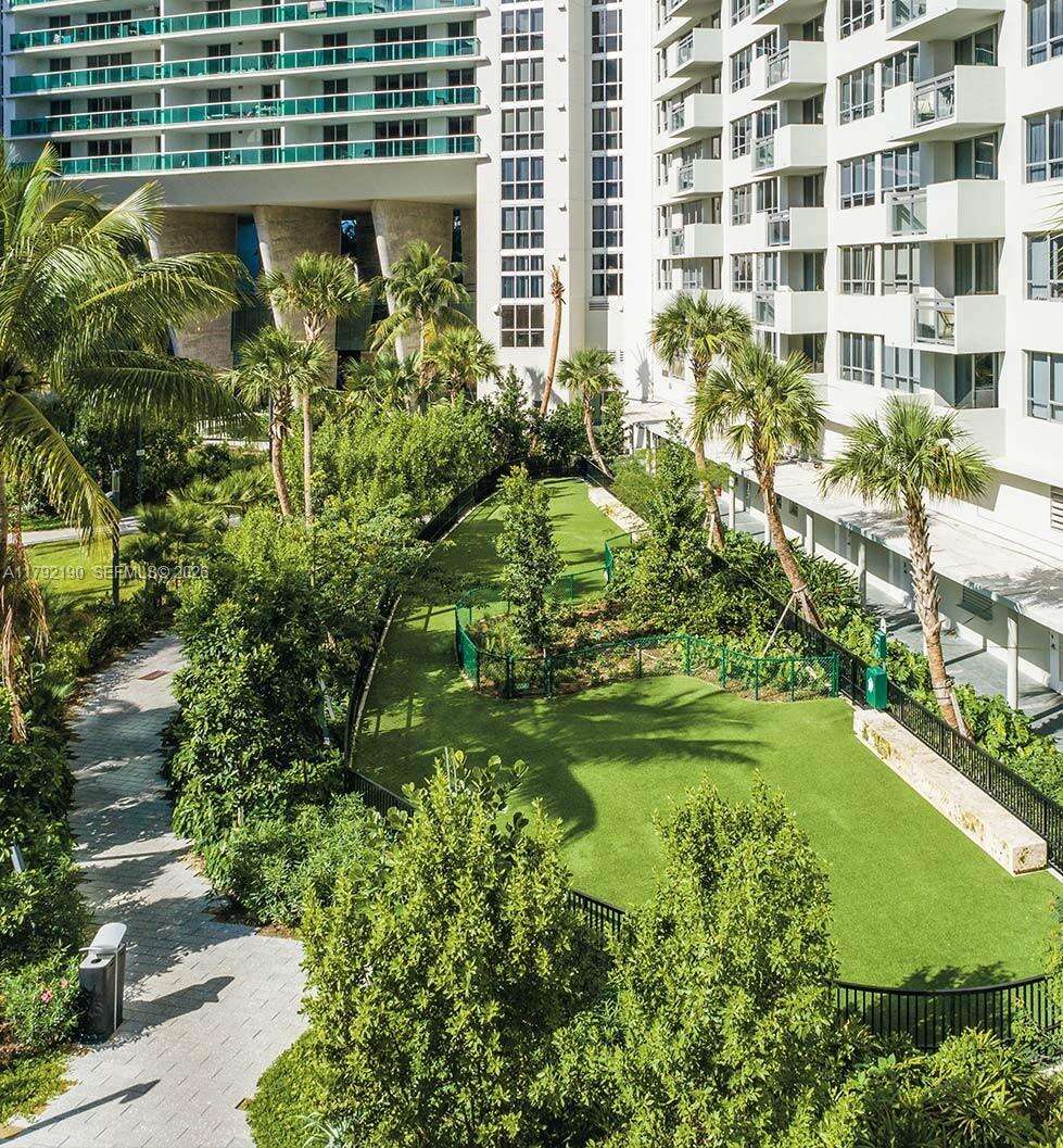 Flamingo South Beach at 1500 Bay Rd, Miami Beach, FL 33139 - For Sale photo 23