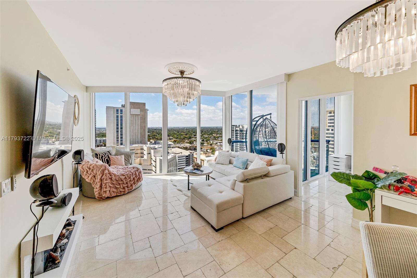 Las Olas River House at 333 Las Olas Way, Fort Lauderdale, FL 33301 - For Sale photo 18