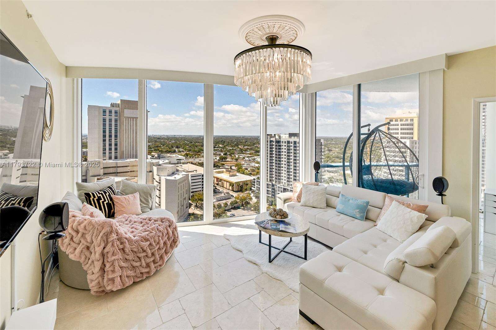 Las Olas River House at 333 Las Olas Way, Fort Lauderdale, FL 33301 - For Sale photo 20