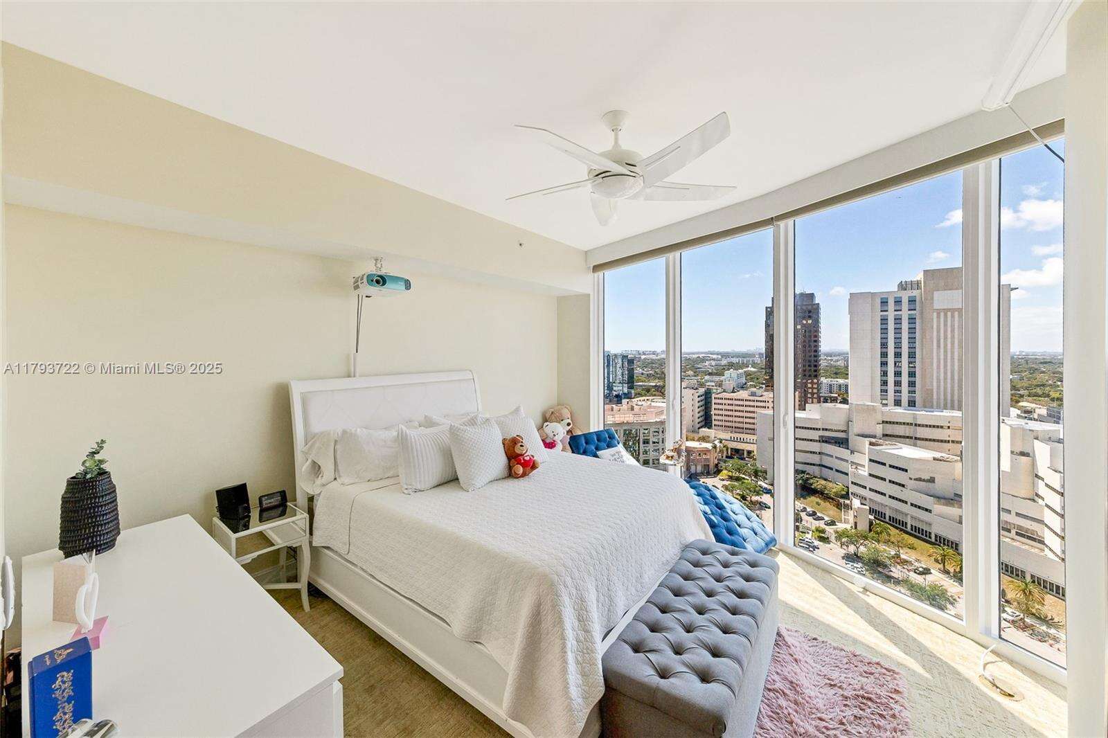 Las Olas River House at 333 Las Olas Way, Fort Lauderdale, FL 33301 - For Sale photo 22