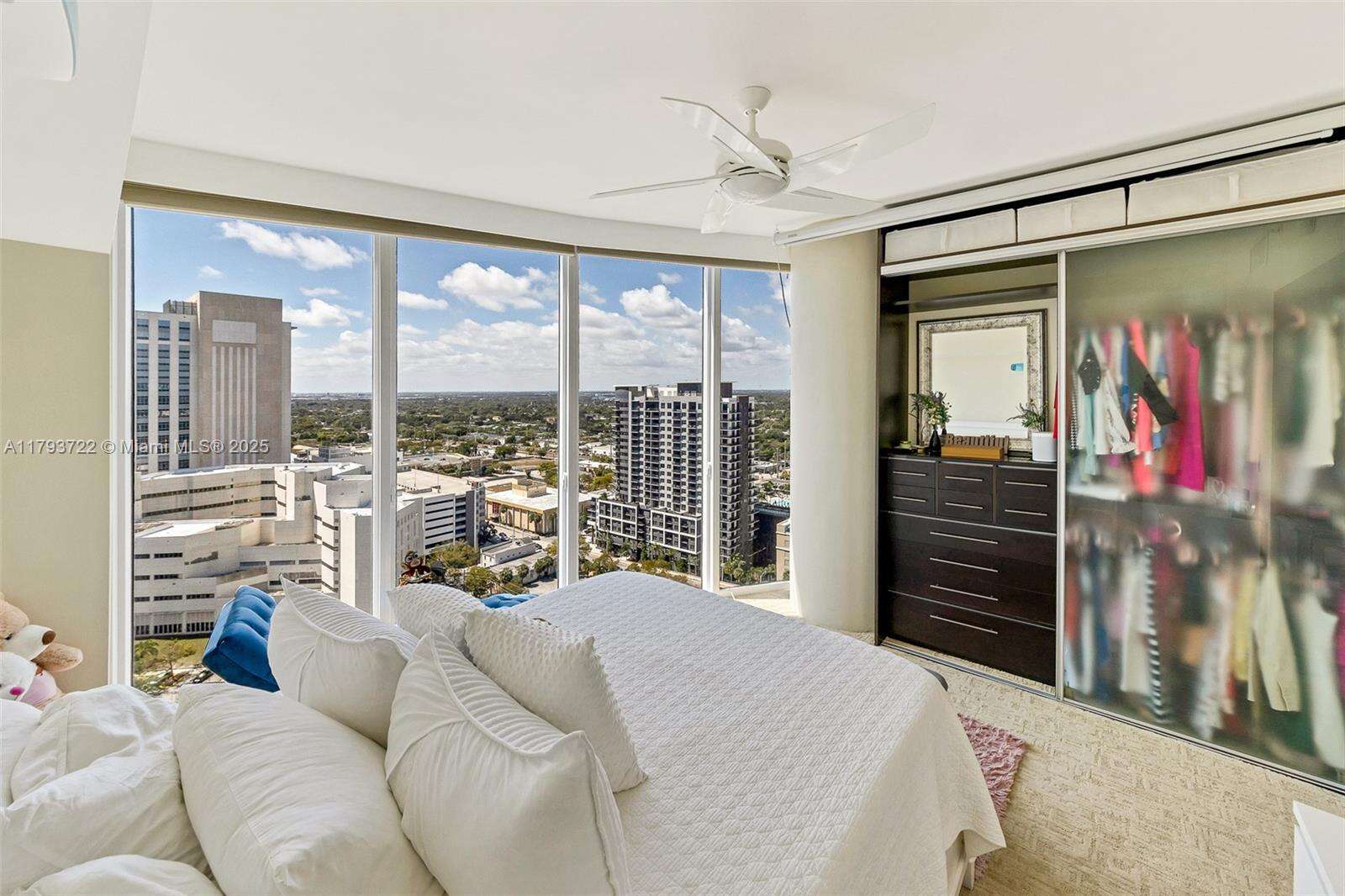 Las Olas River House at 333 Las Olas Way, Fort Lauderdale, FL 33301 - For Sale photo 23