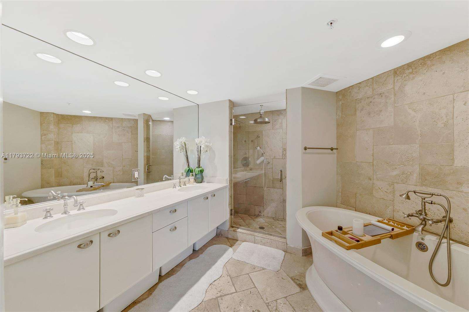 Las Olas River House at 333 Las Olas Way, Fort Lauderdale, FL 33301 - For Sale photo 29