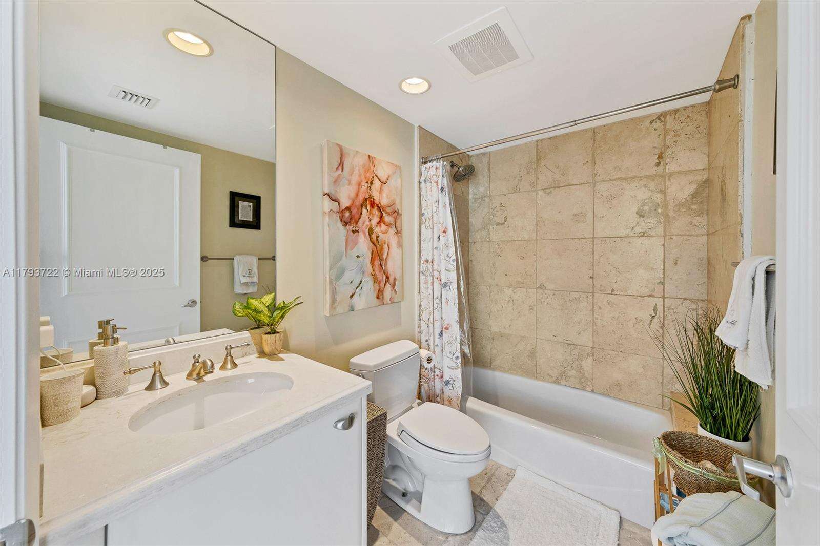 Las Olas River House at 333 Las Olas Way, Fort Lauderdale, FL 33301 - For Sale photo 36
