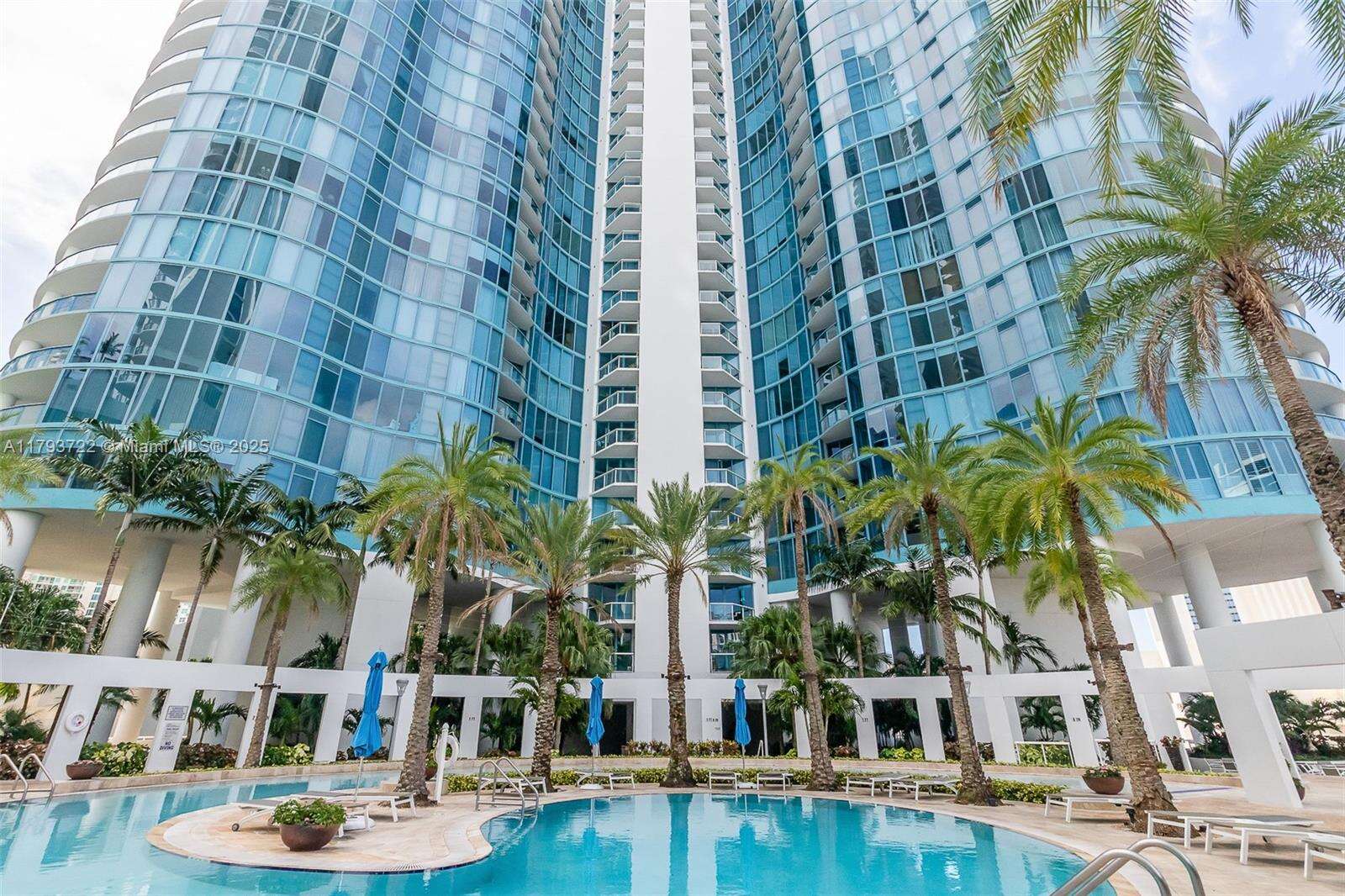 Las Olas River House at 333 Las Olas Way, Fort Lauderdale, FL 33301 - For Sale photo 43