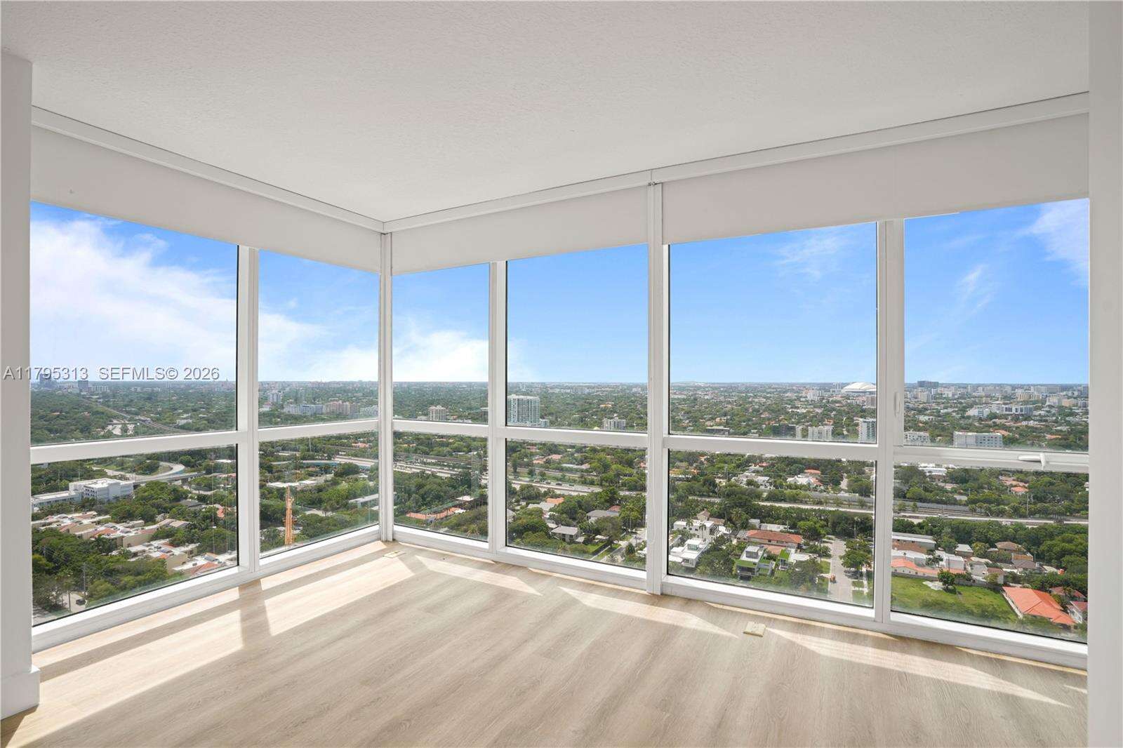 SKYLINE ON BRICKELL - 2101 Brickell Ave, Miami, FL 33129 | Picture 30
