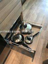 Hollywood, FL 33019 - For Sale photo 7