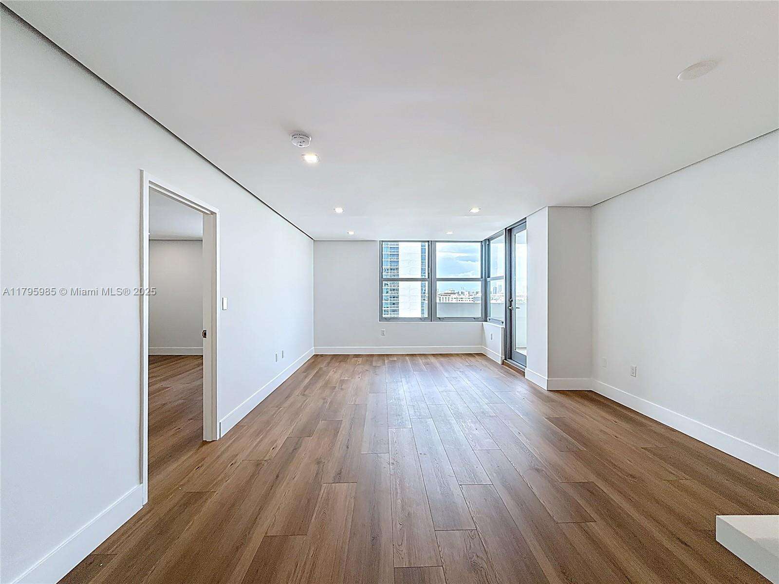 Triton Tower at 2899 Collins Ave, Miami Beach, FL 33140 - For Sale photo 12