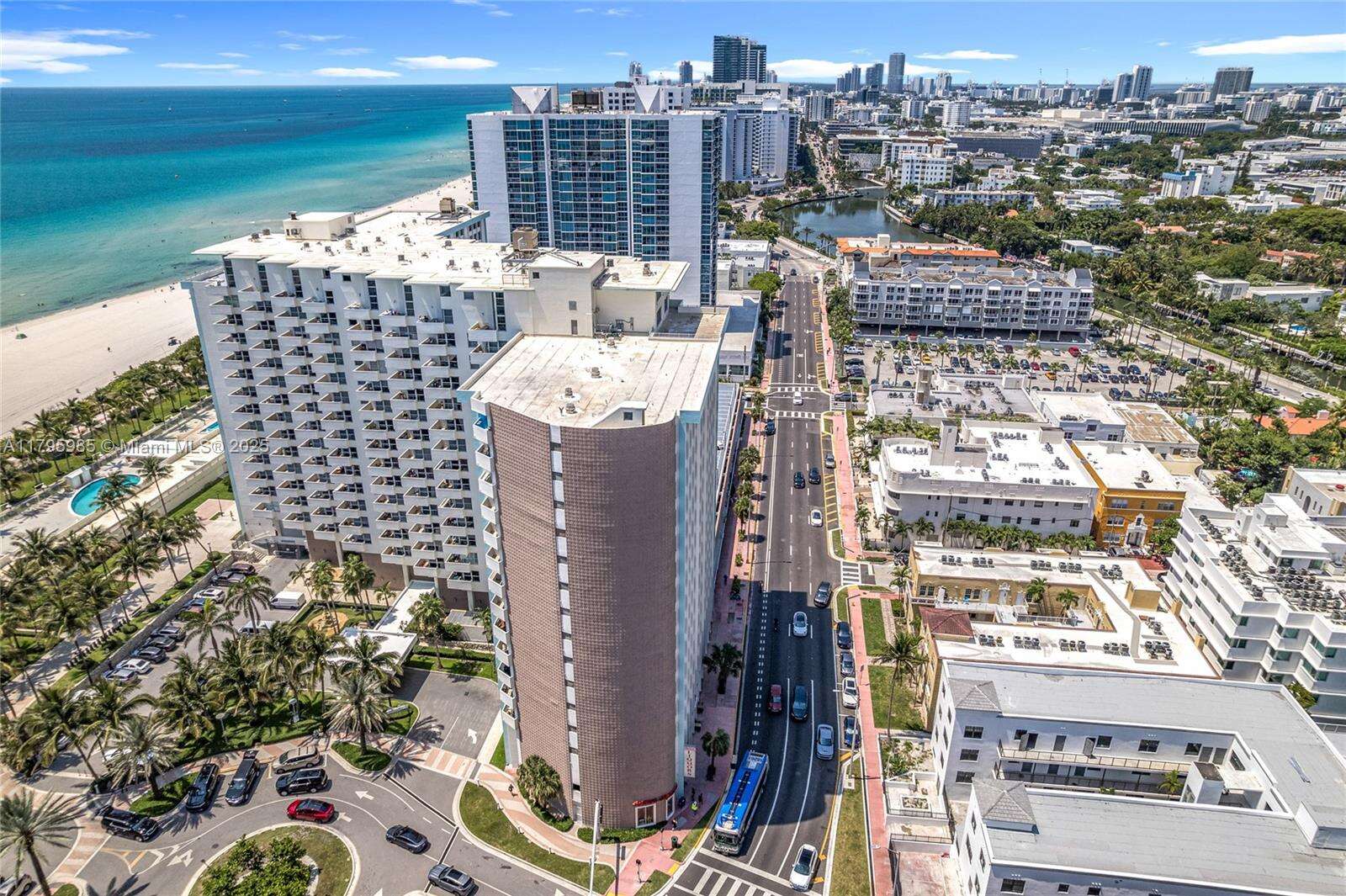 Triton Tower at 2899 Collins Ave, Miami Beach, FL 33140 - For Sale photo 3