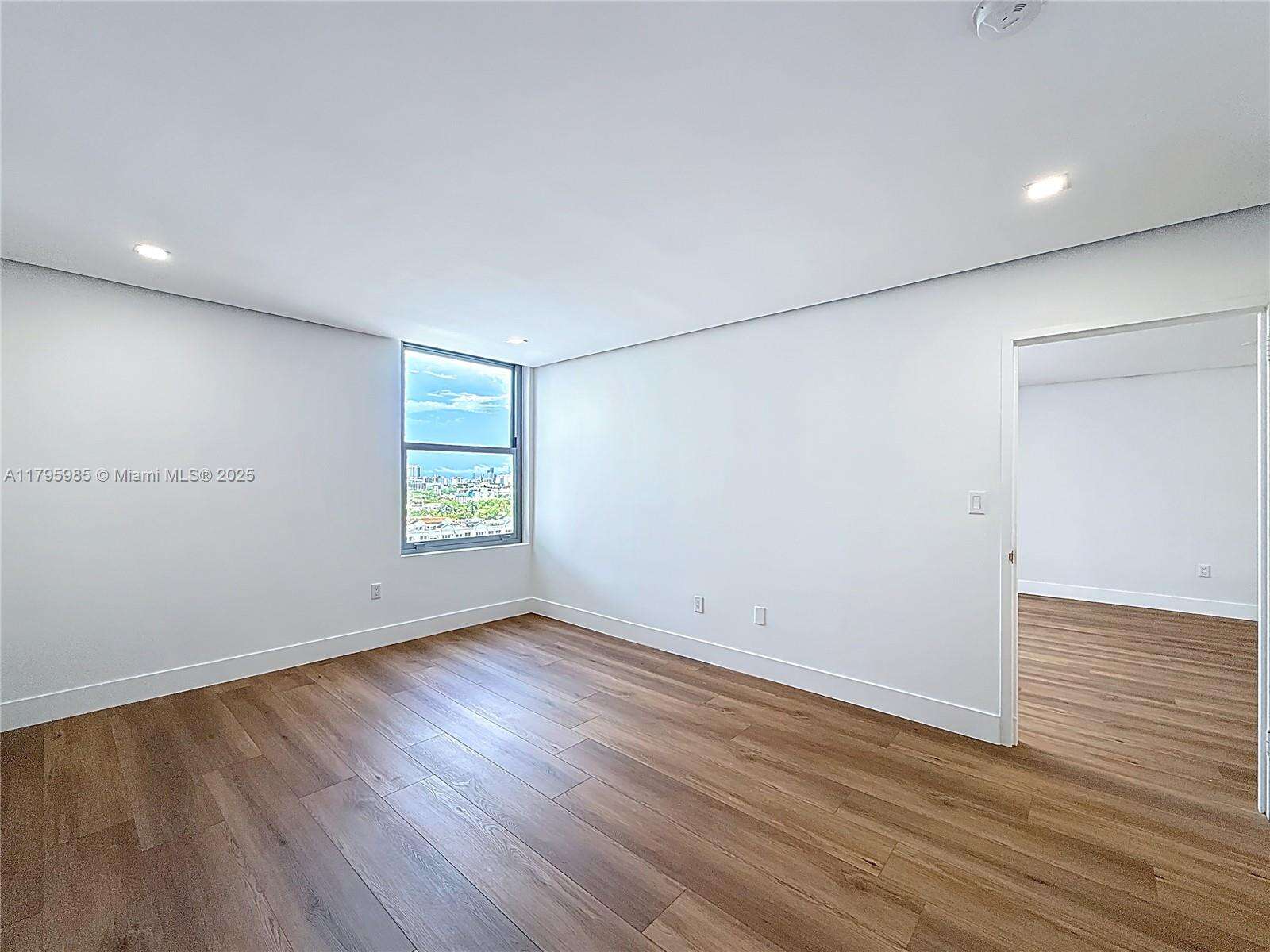 Triton Tower at 2899 Collins Ave, Miami Beach, FL 33140 - For Sale photo 21